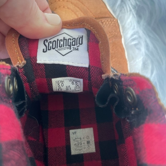 Sk8-Hi MTE Boot - size 5 - Picture 8 of 9